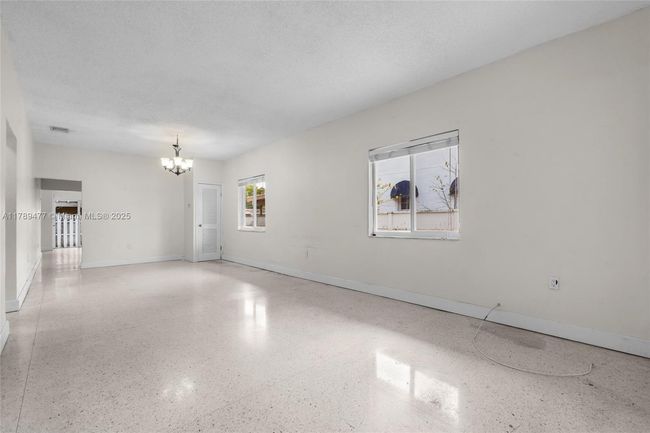 426 Sw 26 Th Rd, House other with 4 bedrooms, 3 bathrooms and null parking in Miami FL | Image 16