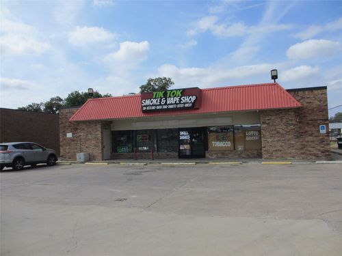 200 S Waco St, Hillsboro, TX, 76645-3357 | Card Image