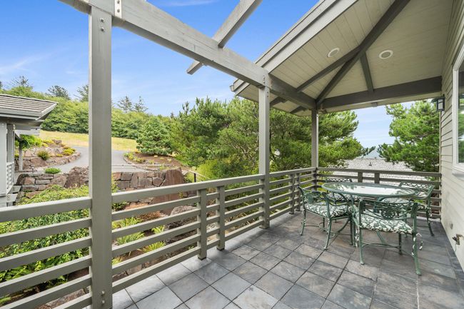 8720 Braeridge Drive, House other with 3 bedrooms, 3 bathrooms and null parking in Nehalem OR | Image 12