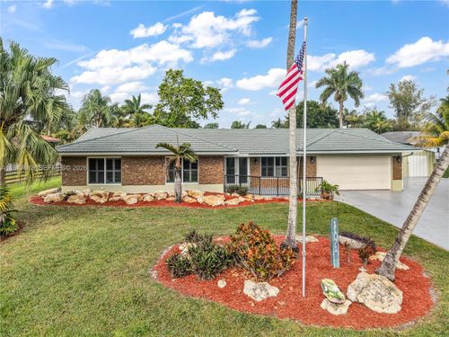 11071 Sw 30th Ct, Davie, FL, 33328-1520 | Card Image