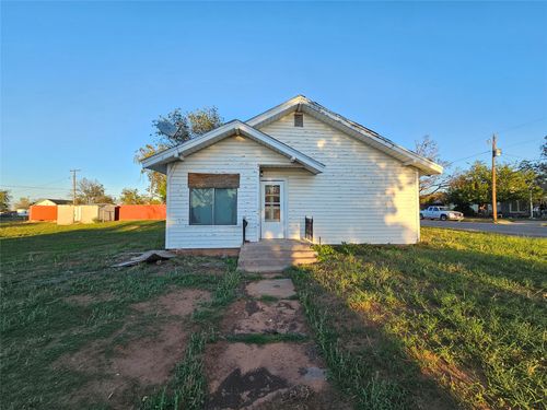 1211 Campbell St, Sweetwater, TX, 79556-6547 | Card Image