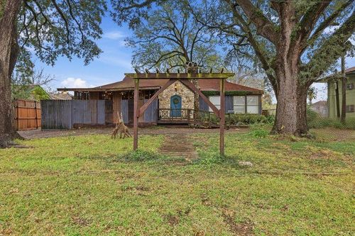 180 N 7th St, Beaumont, TX, 77702-2402 | Card Image