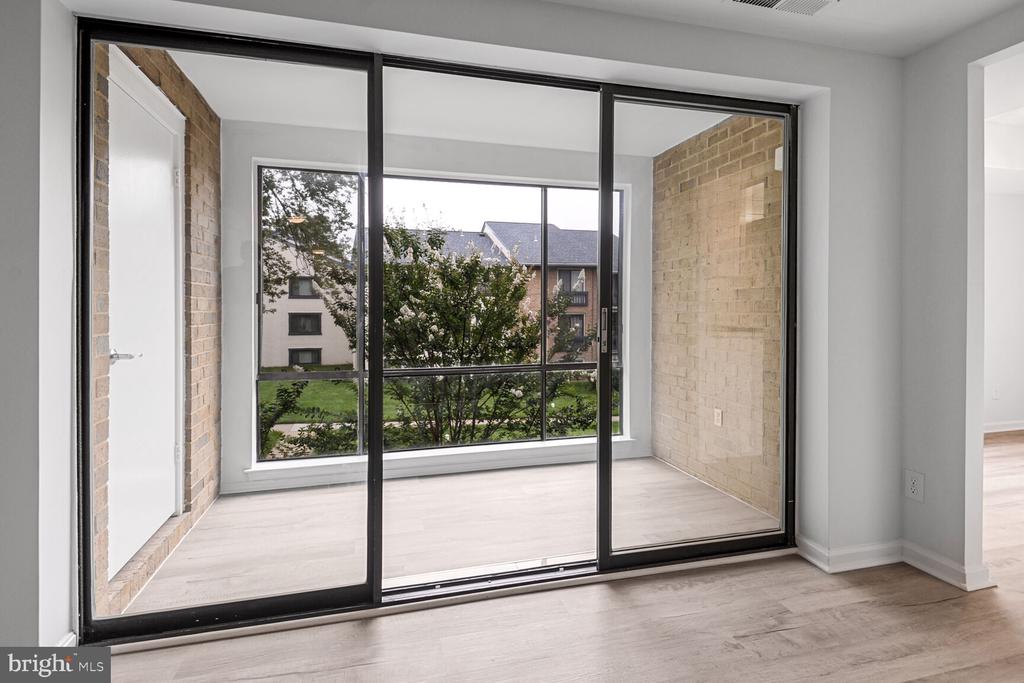 Residential Lease in OAKTON 4