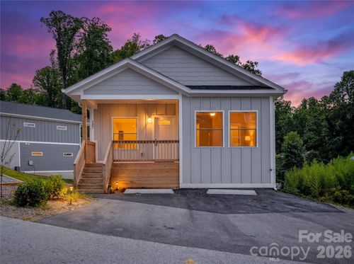 127 Northbend Dr, Asheville, NC, 28804-0229 | Card Image