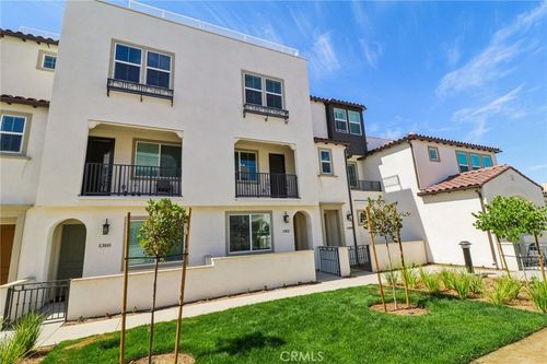 1306 Cantada Ct, El Cajon, CA, 92019-2026 | Card Image