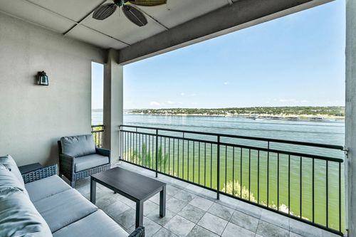 114-114 Marina Village Cv, Lakeway, TX, 78734-4486 | Card Image