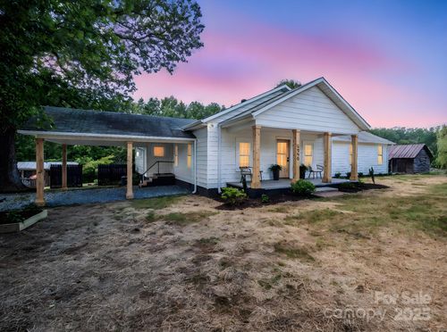 5990 S Nc 9 Hwy, Tryon, NC, 28782-6748 | Card Image