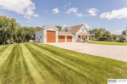 703 W Iowa St, Crofton, NE, 68730-4031 | Card Image