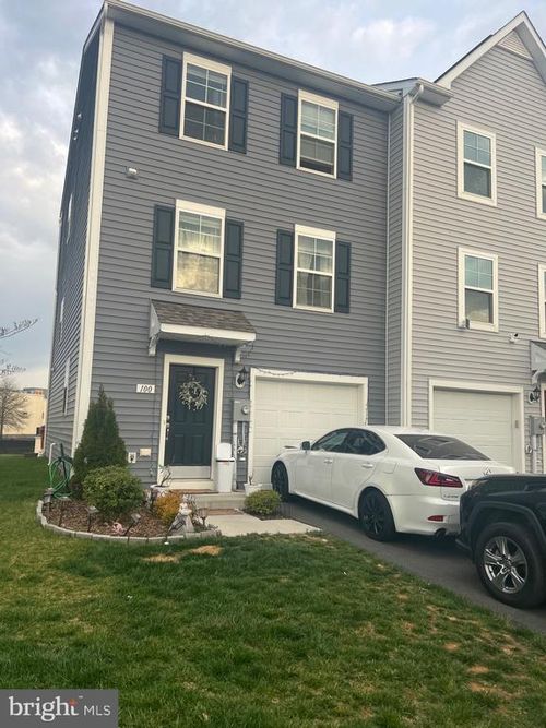 100 Cecily Way, RANSON, WV, 25438-1107 | Card Image