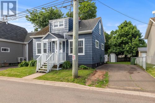 166 Harvard St, Summerside, PE, C1N1R6 | Card Image