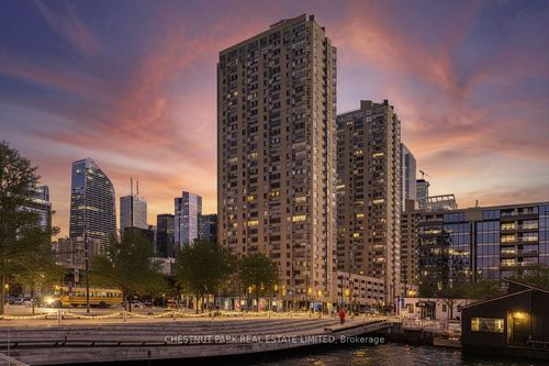 906-270 Queens Quay W, Toronto, ON, M5J2N4 | Card Image