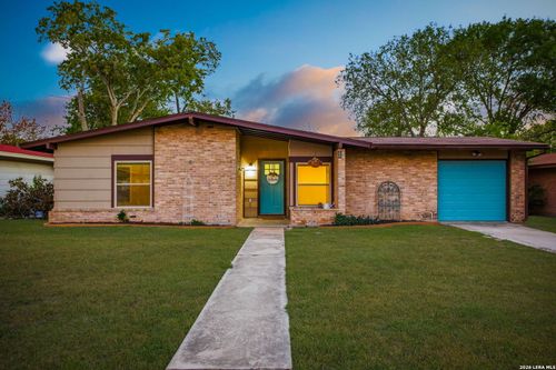 534 Cicero Dr, San Antonio, TX, 78218-2629 | Card Image