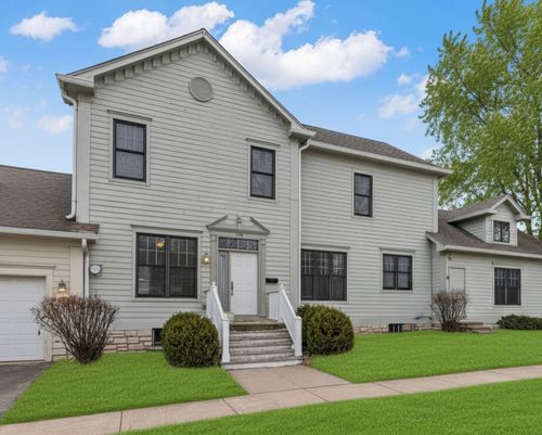 120 Porter Ave, Naperville, IL, 60540-6524 | Card Image