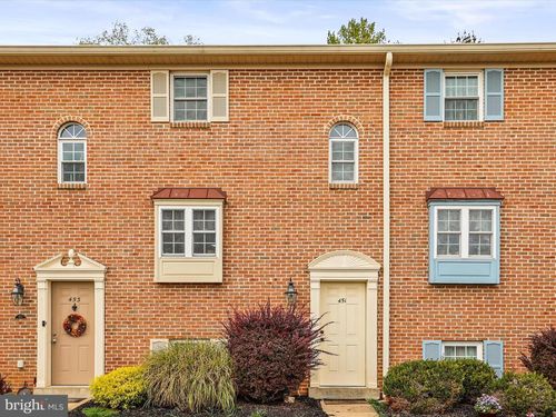 451-451 Weldon Dr, YORK, PA, 17404-5044 | Card Image
