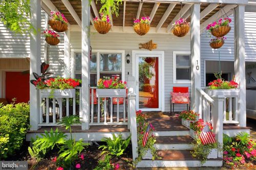 10 Caravel Ct, Atlantic City, NJ, 08401-2850 | Card Image