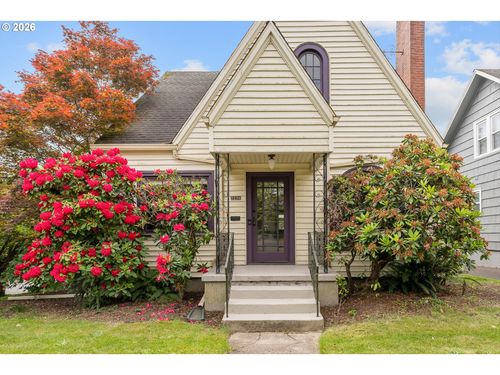 3236 Se Franklin St, Portland, OR, 97202-1933 | Card Image