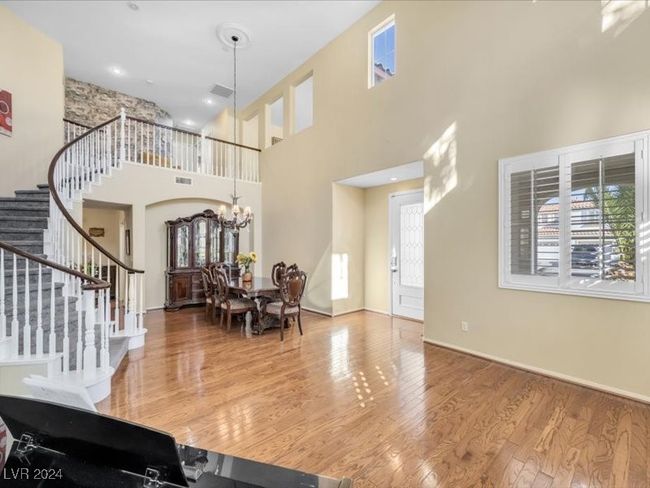 9333 Arrowhead Bluff Ave, House other with 4 bedrooms, 3 bathrooms and null parking in Las Vegas NV | Image 8
