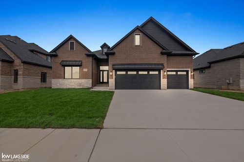 46425 Via Lucca, Macomb Township, MI, 48042 | Card Image