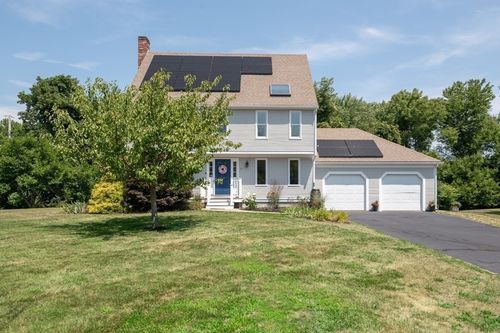 31 New Kent St, Scituate, MA, 02066-1915 | Card Image