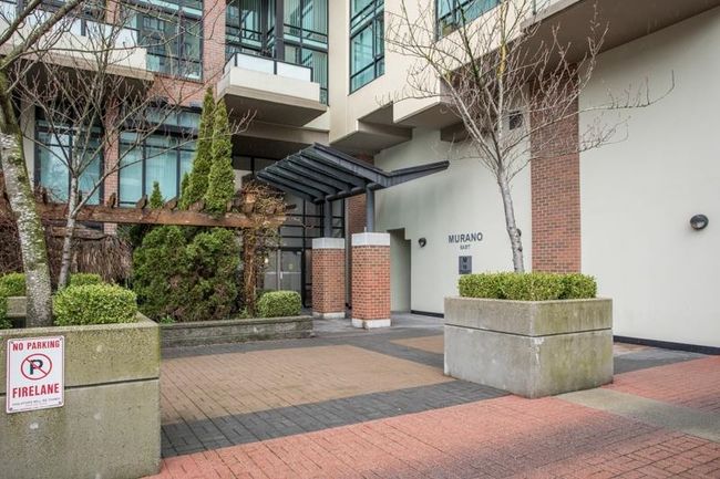 321 - 10 Renaissance Square, Condo with 1 bedrooms, 1 bathrooms and 1 parking in New Westminster BC | Image 25