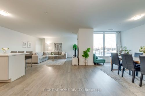 206-4675 Metcalfe Ave, Mississauga, ON, L5M0Z8 | Card Image
