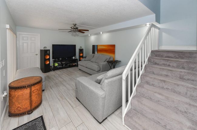 1512 15 Th Ter, Condo with 3 bedrooms, 3 bathrooms and null parking in Palm Beach Gardens FL | Image 11