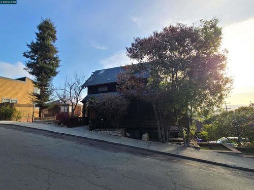 456 W Richmond Ave, Richmond, CA, 94801-3865 | Card Image