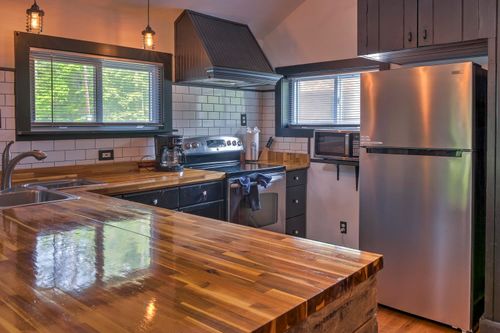 49 Forest Lake Cir, Winchester, NH, 03470-2444 | Card Image