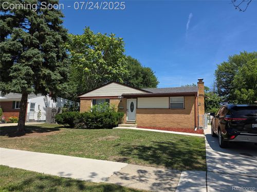 15795 Taft St, Romulus, MI, 48174-3235 | Card Image