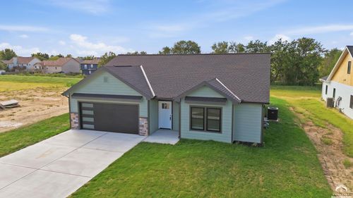 429 Rockers Drive, Baldwin City, KS, 66006 | Card Image