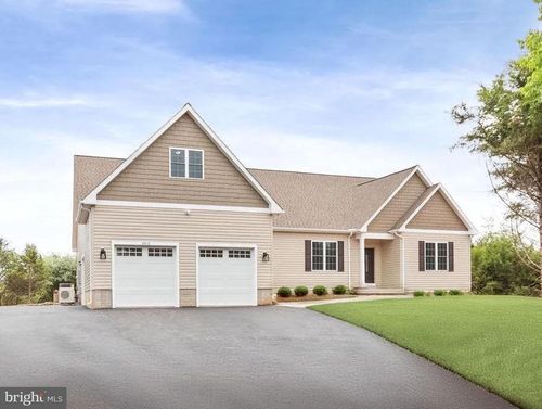 2012 Dozer Ln, CATLETT, VA, 20119-2357 | Card Image