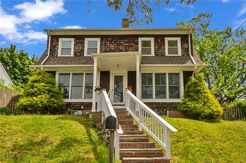 14 Barnsdale Rd, East Providence, RI, 02914-4201 | Card Image