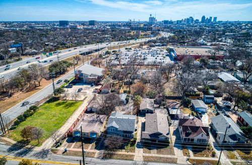 608 E Mulberry Ave, San Antonio, TX, 78212-5325 | Card Image