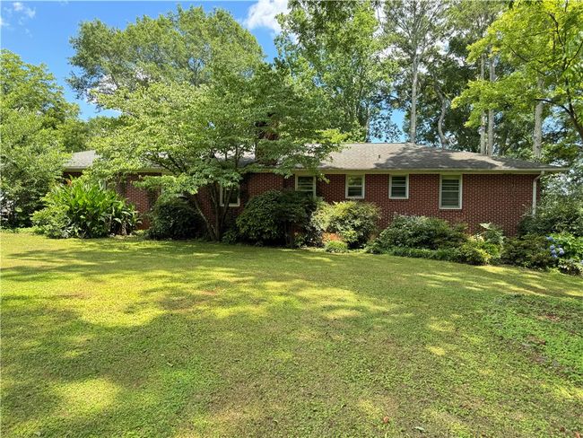 301 Clarendon Dr, House other with 3 bedrooms, 2 bathrooms and null parking in Clemson SC | Image 5