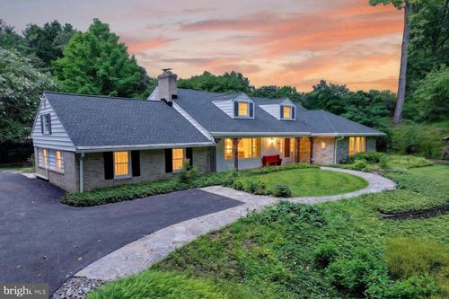 11210 Old Carriage Rd, GLEN ARM, MD, 21057-9415 | Card Image