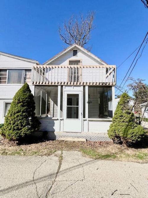 266 10th St, Lancaster, OH, 43130 | Card Image