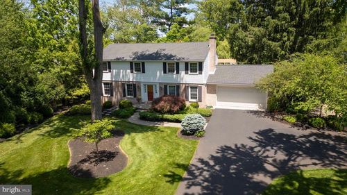 114 Rosewood Dr, LANSDALE, PA, 19446-1647 | Card Image