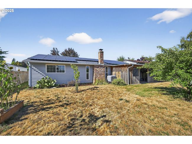 Exterior-Rear | Image 33