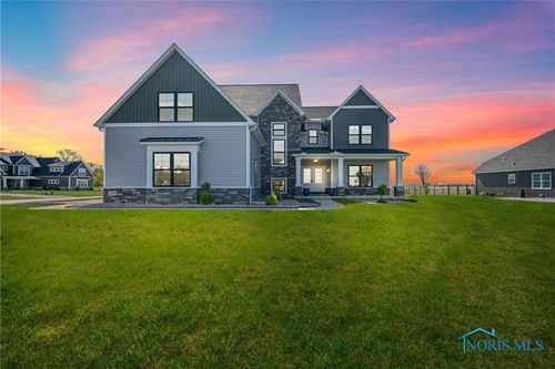 549 Canterbury Blvd, Perrysburg, OH, 43551-9809 | Card Image