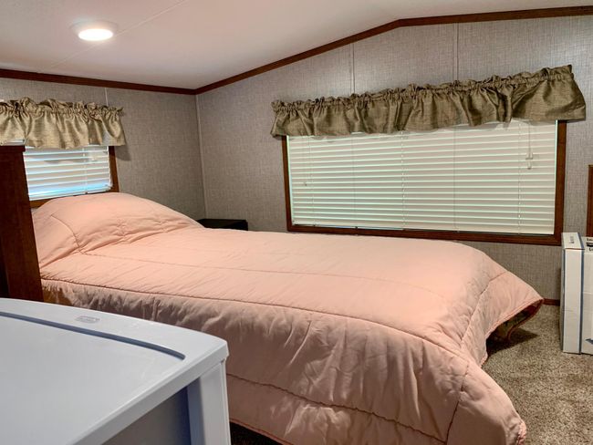 2021 Summit Park Model on beautiful large unit on "Playground Circle" in Cokato Lake RV Resort. Includes custom sun room, shed and more! | Image 22