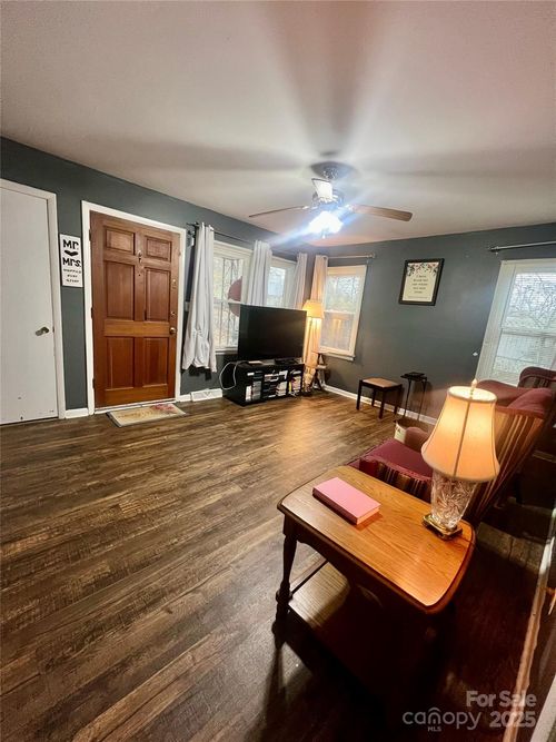 821 Hamrick St, Shelby, NC, 28152-6503 | Card Image