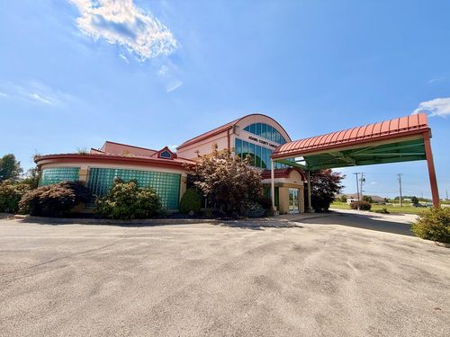 1-285 Medical Center Dr, Seaman, OH, 45679 | Card Image