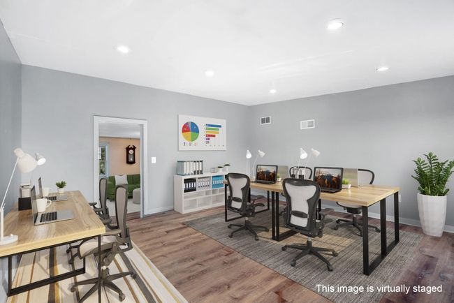 Adjacent room; conference room? Retail? Shared space? Many options. | Image 10