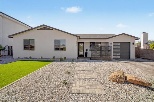 6736 E 1st Ave, Scottsdale, AZ, 85251-5208 | Card Image