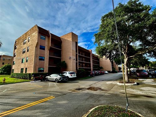 205-10451 Sunrise Lakes Blvd, Sunrise, FL, 33322-5973 | Card Image