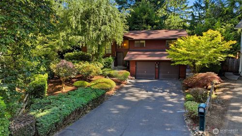3325 SE Se Summer Pl, Port Orchard, WA, 98366-5578 | Card Image