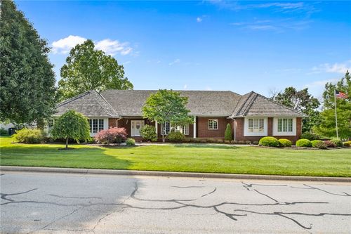 18 W Champions Boulevard, Rogers, AR, 72758 | Card Image