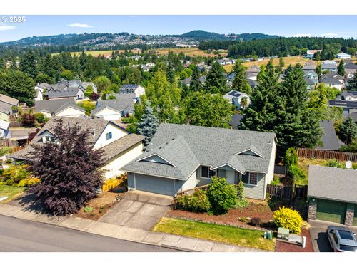 16917 Se Dunhill Loop, Damascus, OR, 97089-6875 | Card Image
