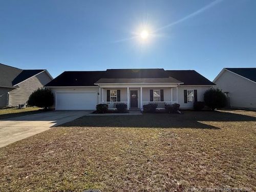 433 Lewis Clark Dr, Hope Mills, NC, 28348-8024 | Card Image