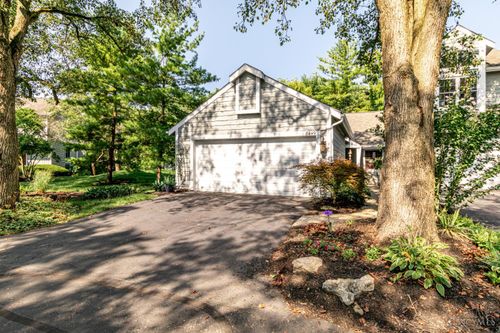 8449 Sunfish Ln, Maineville, OH, 45039-9568 | Card Image